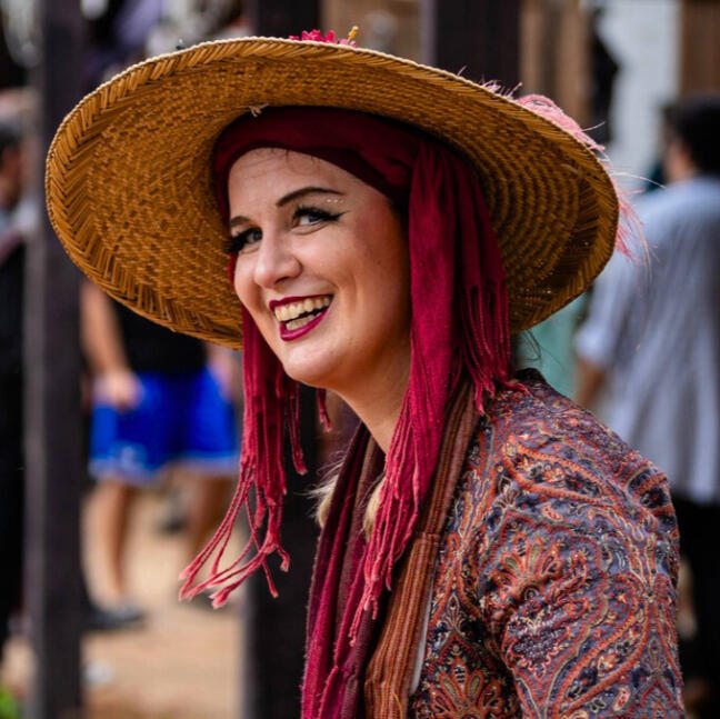 Victoria Van Arnam as the Lady Victoria performing at the Washington Midsummer Renaissance Festival